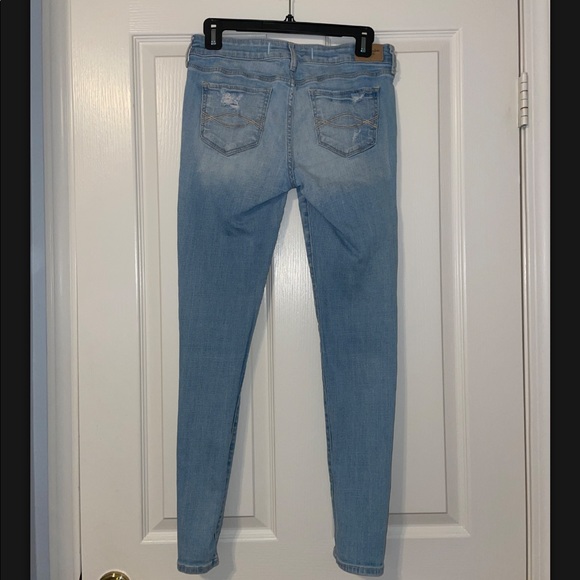 Abercrombie & Fitch Light Wash Skinny Jeans - Picture 2 of 2